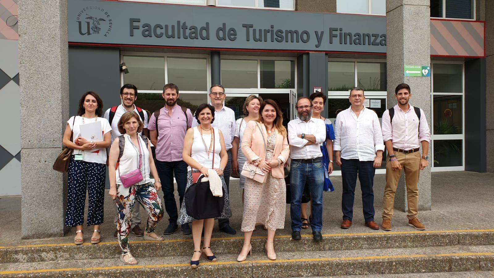 Participación de la Facultad de Comercio y Turismo en las  XII Jornadas de Investigación en Turismo de la Universidad de Sevilla - 1